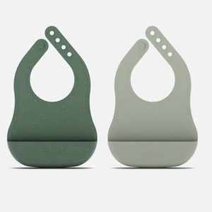 Lalo Bibs & Suction Bowls (set of 2 each) **Brand New**